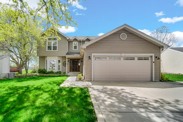 1188 Brookstone Drive, Carol Stream, IL 60188