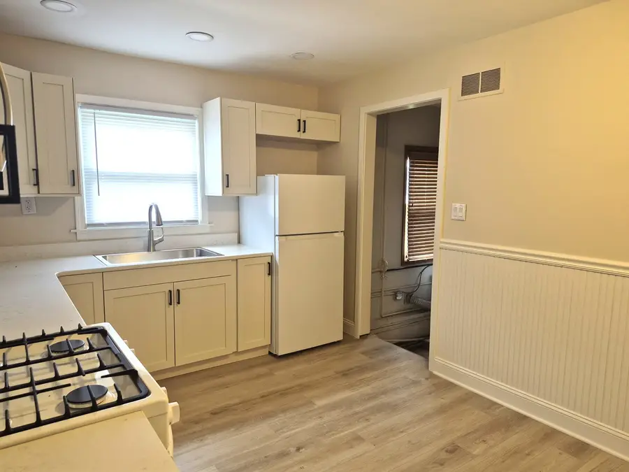 910 Cleary Avenue, Joliet, IL 60435 - #3