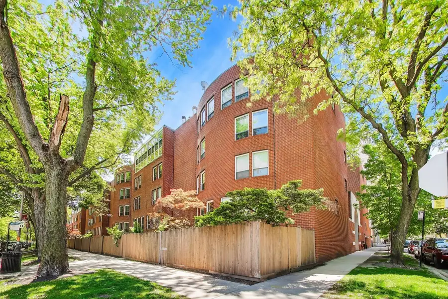 5400 S Hyde Park Boulevard #C12, Chicago, IL 60615 - #3