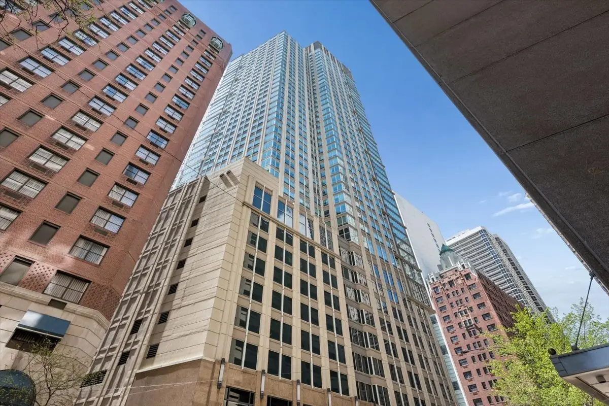 57 E Delaware Place #3804, Chicago, IL 60611 - #1