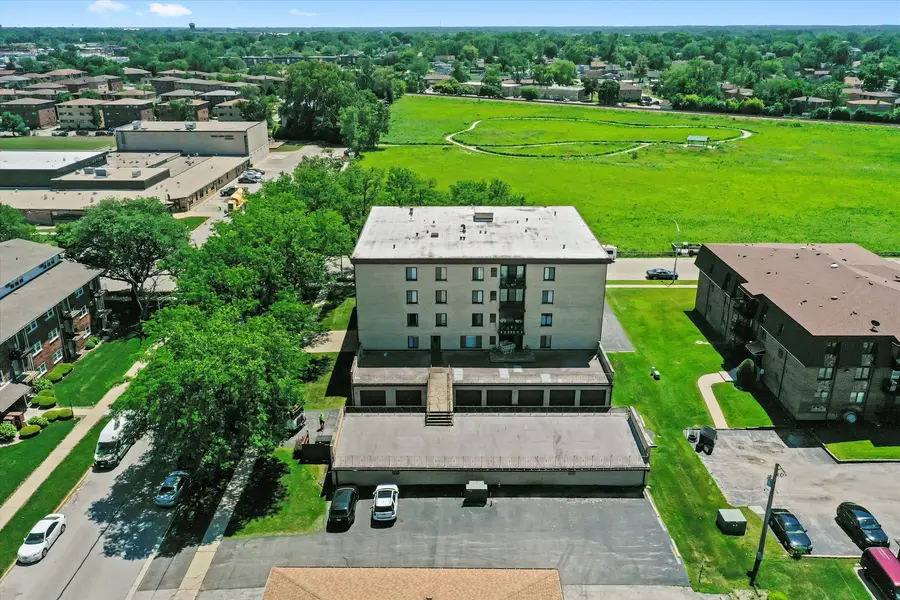 5800 W 105th Street #2C, Oak Lawn, IL 60453 - #3