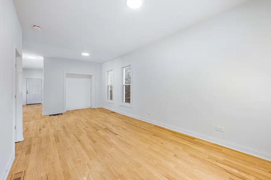 6057 S Wolcott Avenue, Chicago, IL 60636 - #3