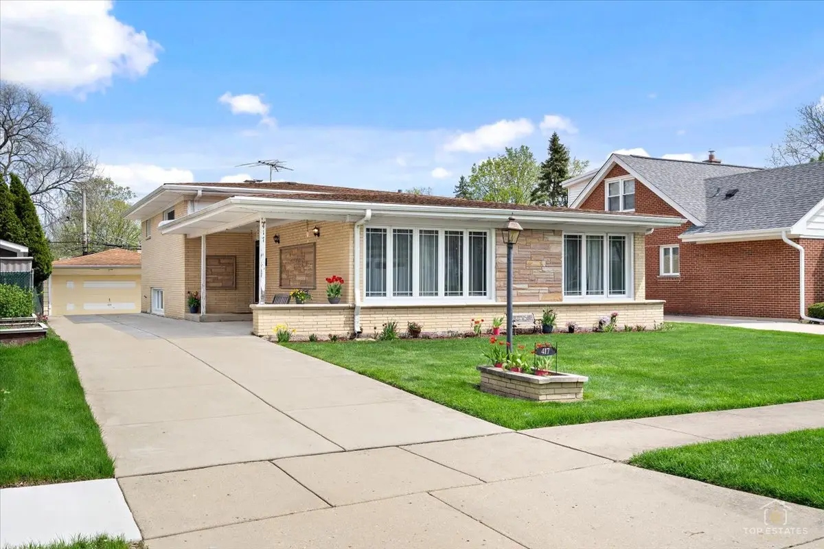417 N Prospect Manor Avenue, Mount Prospect, IL 60056 - #1