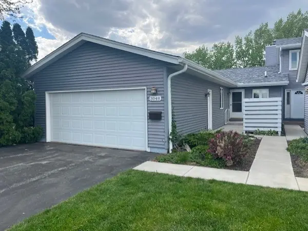 3048 Parkwild Drive, Bettendorf, IA 52722