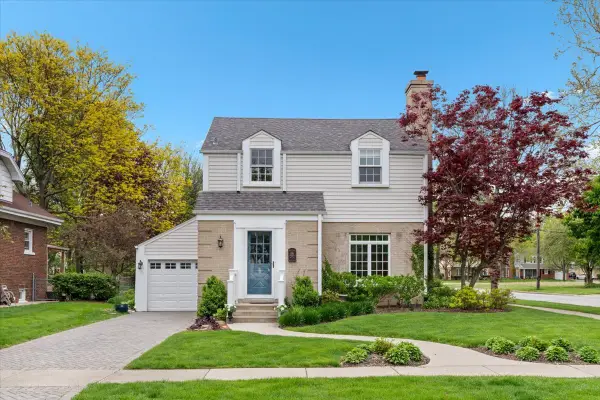 545 S Evergreen Avenue, Arlington Heights, IL 60005