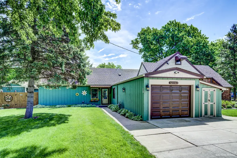 12343 S 70th Avenue, Palos Heights, IL 60463 - #2
