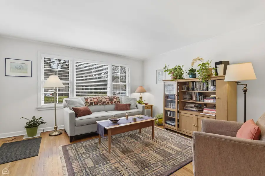 414 Barton Avenue, Evanston, IL 60202 - #3