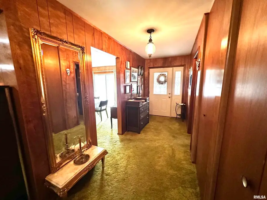 57 Sherwood Drive, Centralia, IL 62801 - #2