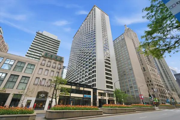 535 N Michigan Avenue #803, Chicago, IL 60611