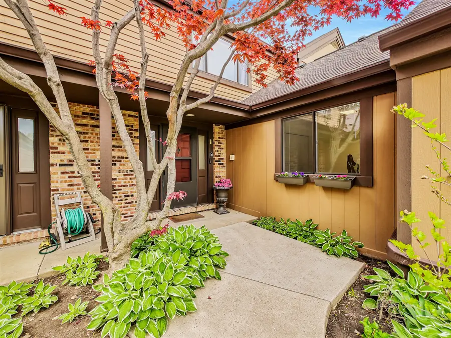 1336 Fairfax Lane, Buffalo Grove, IL 60089 - #2