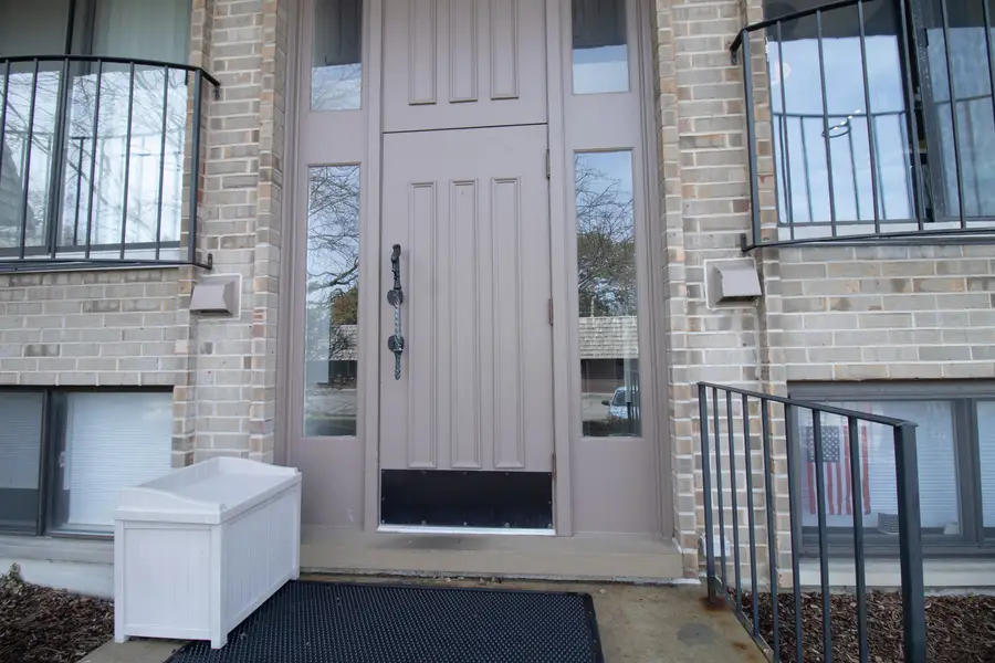 1706 Northfield Square #D, Northfield, IL 60093 - #2