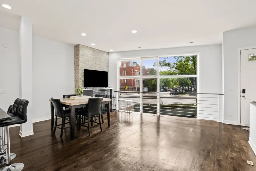 1500 W Grand Avenue #1E, Chicago, IL 60642 - #3