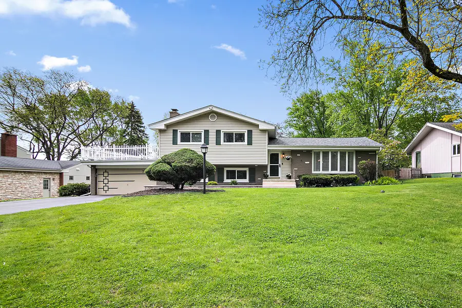 765 W Bayer Drive, Palatine, IL 60067 - #2
