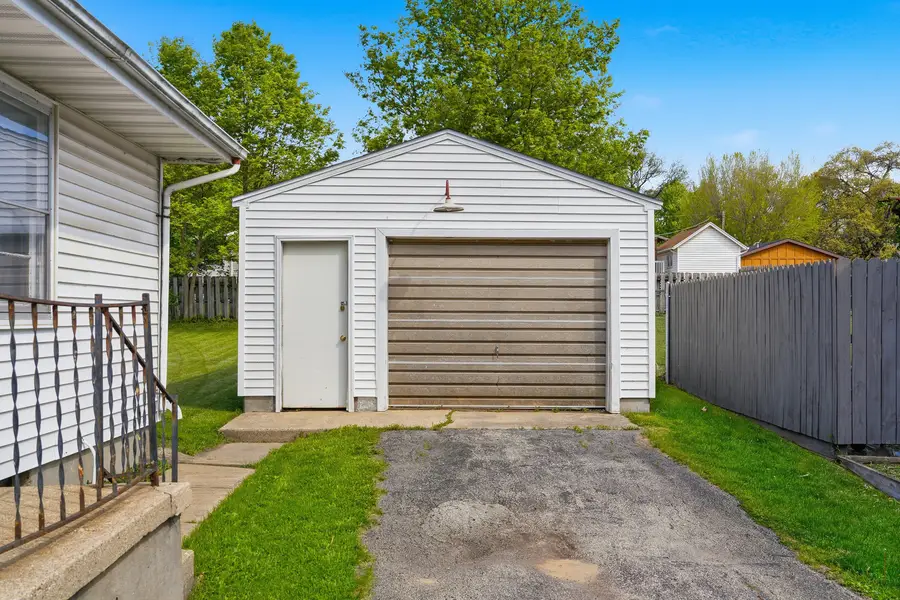 217 W Morgan Street, Dixon, IL 61021 - #3
