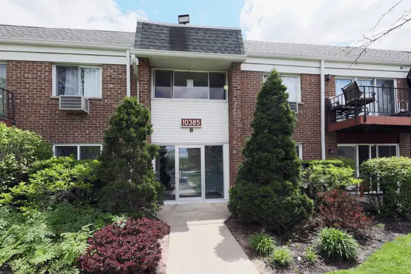 10385 Dearlove Road #1K, Glenview, IL 60025