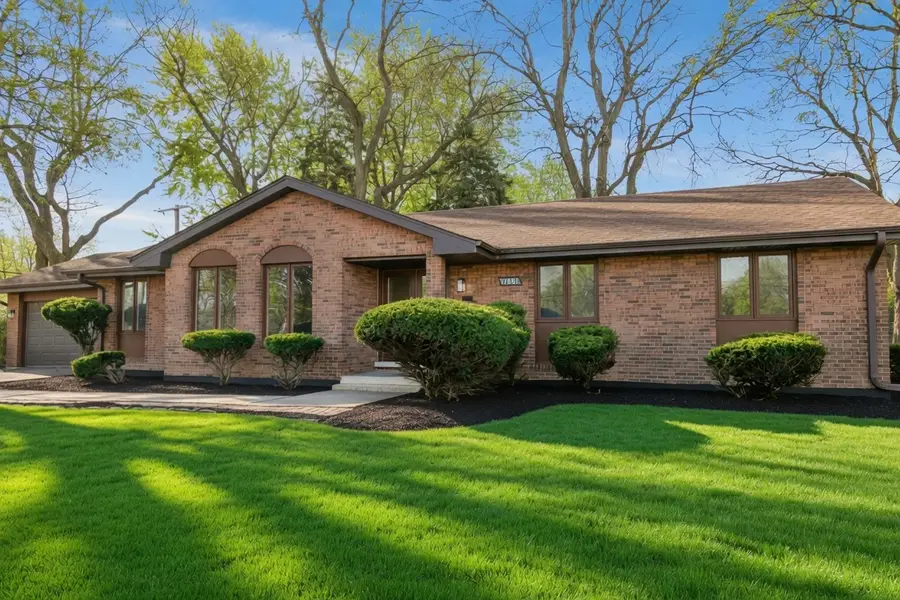 17001 Kimbark Avenue, South Holland, IL 60473 - #2