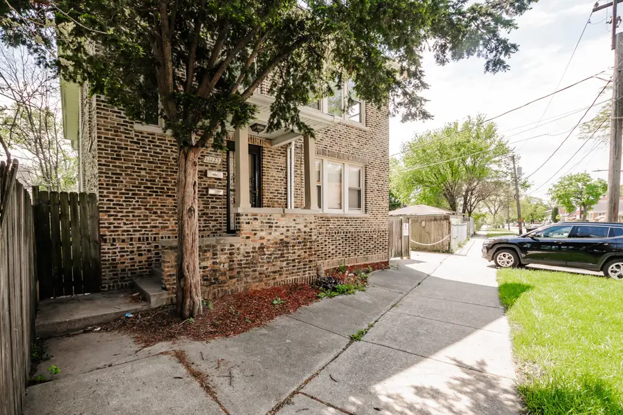 11127 S Homewood Avenue, Chicago, IL 60643 - #2