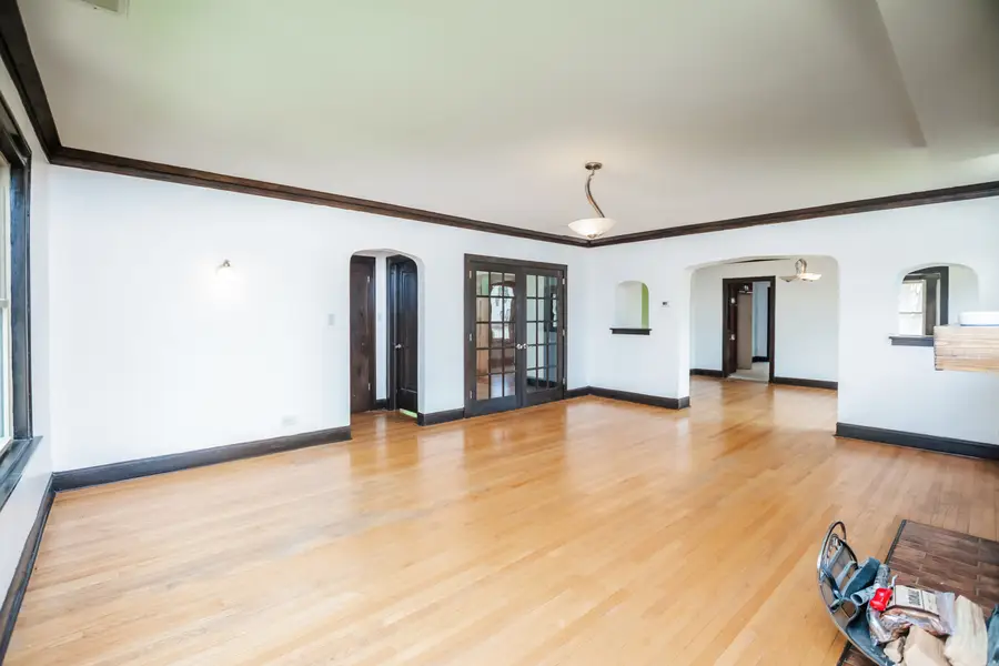 11127 S Homewood Avenue, Chicago, IL 60643 - #3