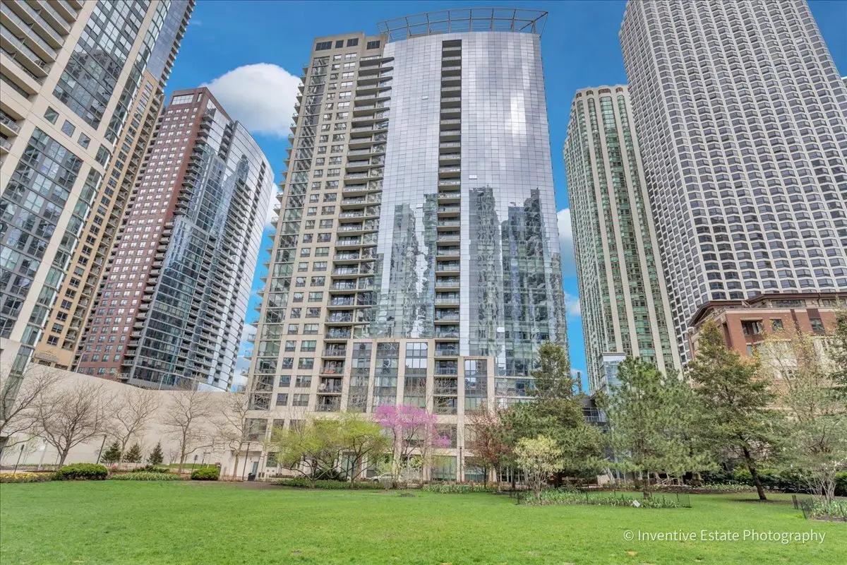 201 N Westshore Drive #1006, Chicago, IL 60601 - #1