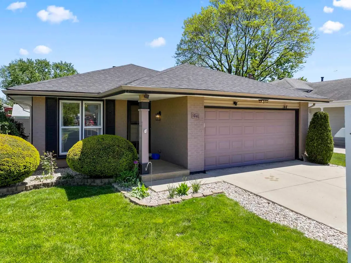 1041 Fulton Drive, Streamwood, IL 60107 - #1