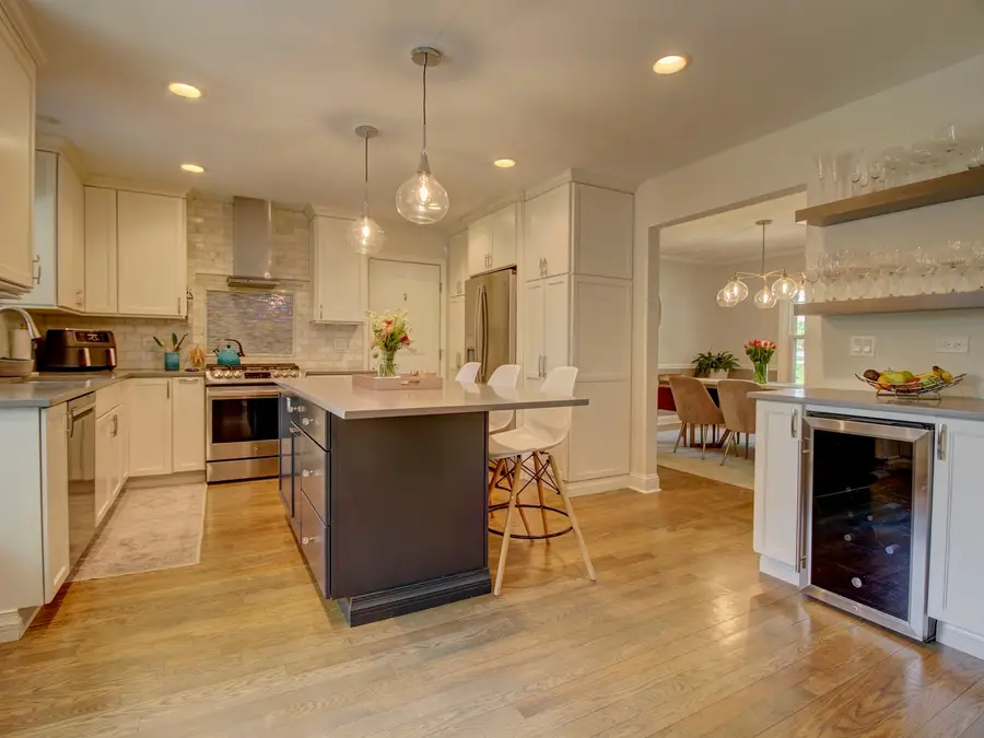 129 S Adams Street, Hinsdale, IL 60521 - #2