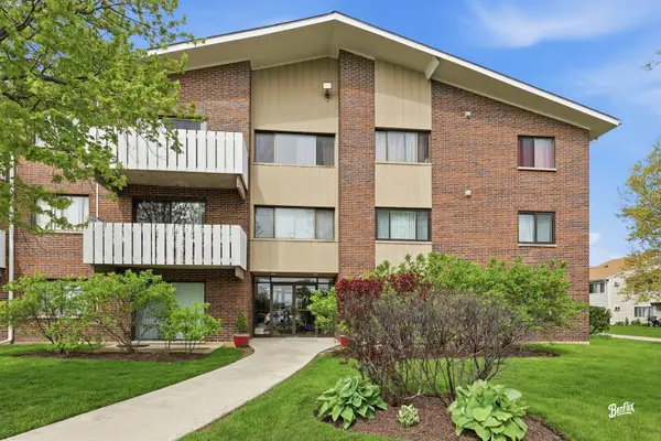 1000 Bayside Drive #314, Palatine, IL 60074