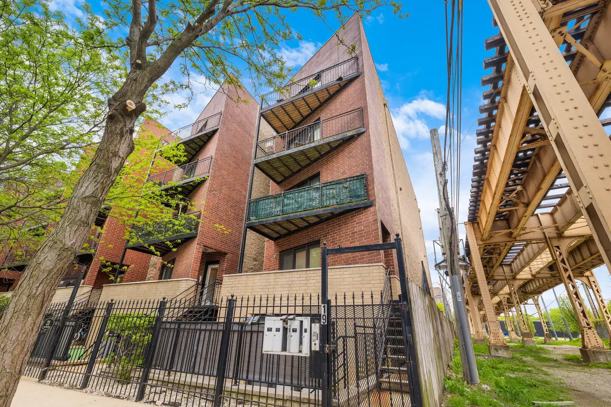 19 E 26th Street #1, Chicago, IL 60616 - #1