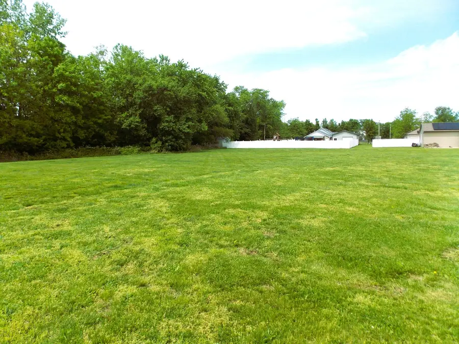 53 Pine Hurst Place, Centralia, IL 62801 - #2