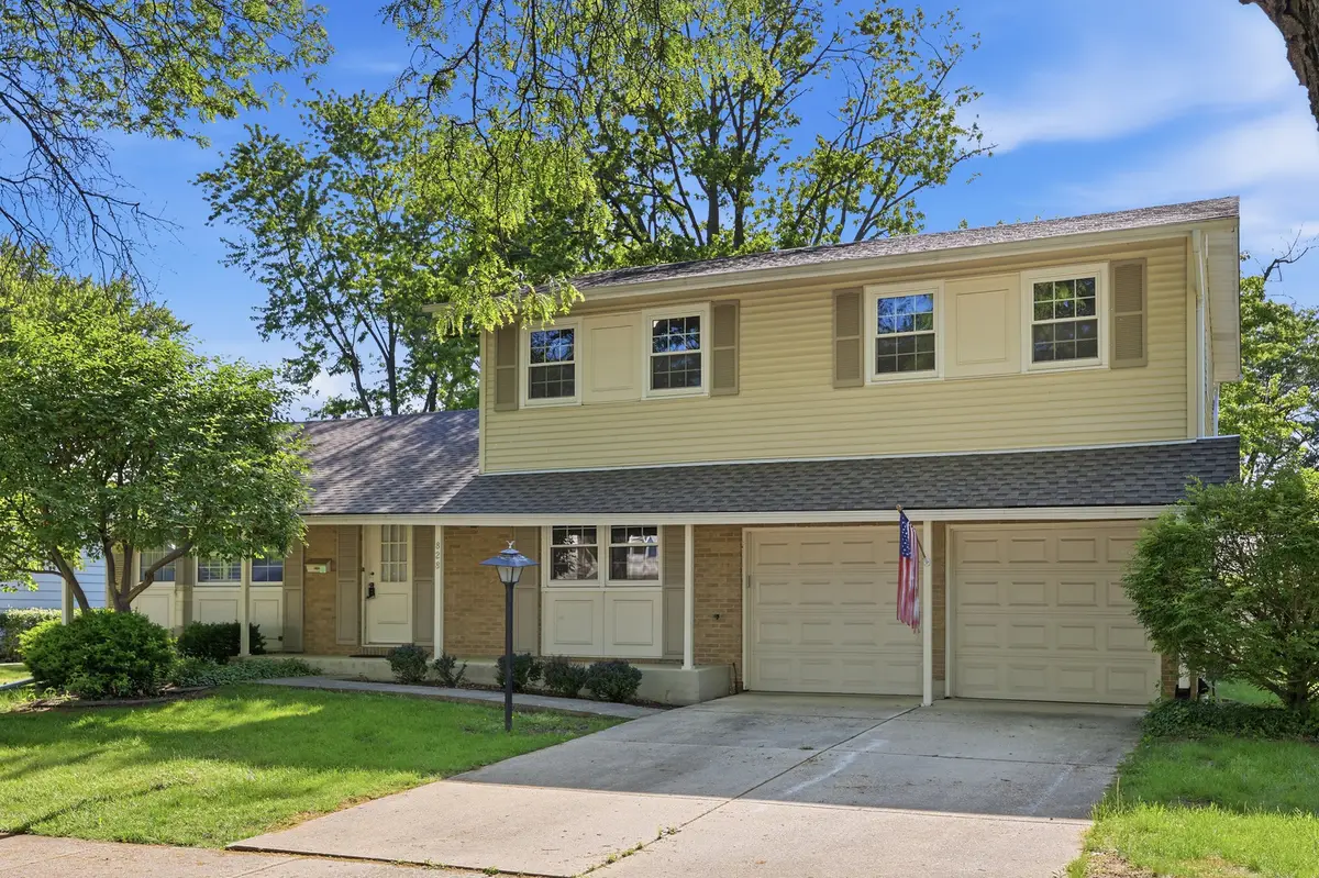 828 N Glenn Drive, Palatine, IL 60074 - #1