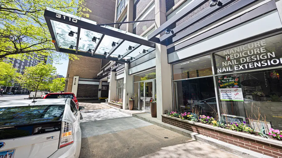 3110 N Sheridan Road #1807, Chicago, IL 60657 - #2