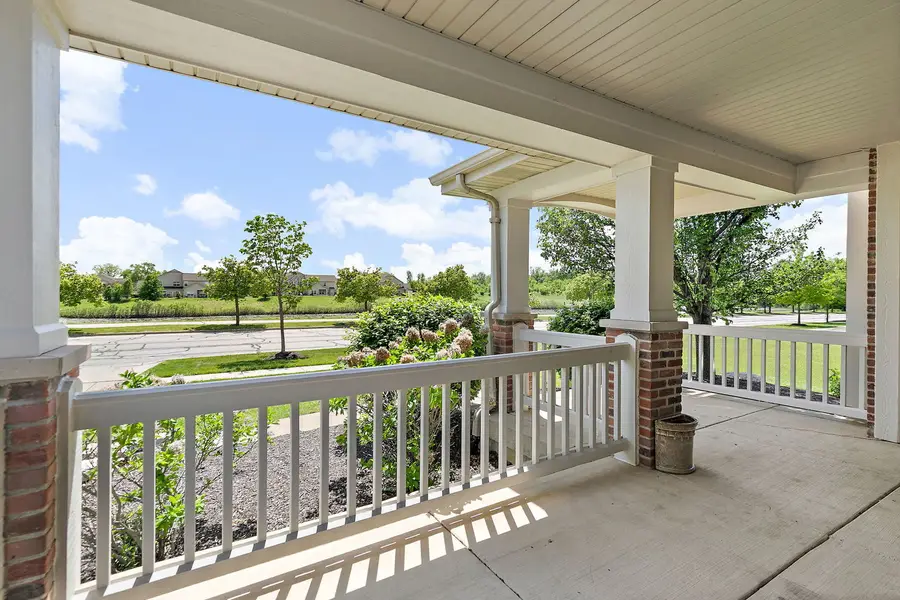 2702 Oak Drive, West Dundee, IL 60118 - #3