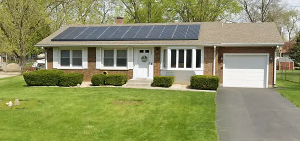 1881 Charles Lane, Aurora, IL 60505