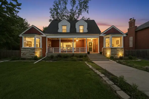 6830 W 112th Place, Worth, IL 60482