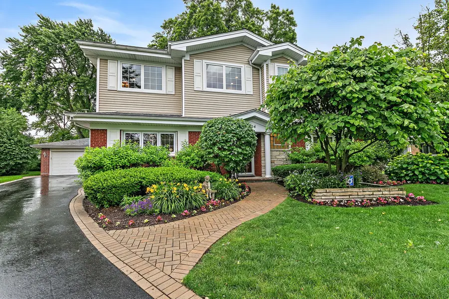 404 Sunset Drive, Wilmette, IL 60091 - #3