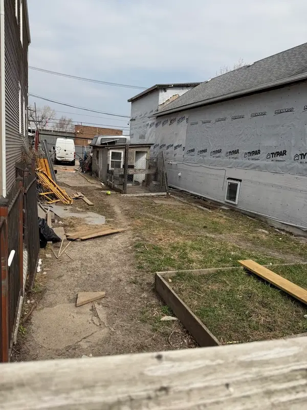 4138 W Maypole Avenue, Chicago, IL 60624