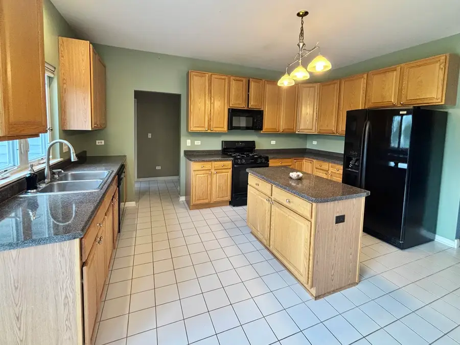251 Pleasant Drive, Bartlett, IL 60103 - #3