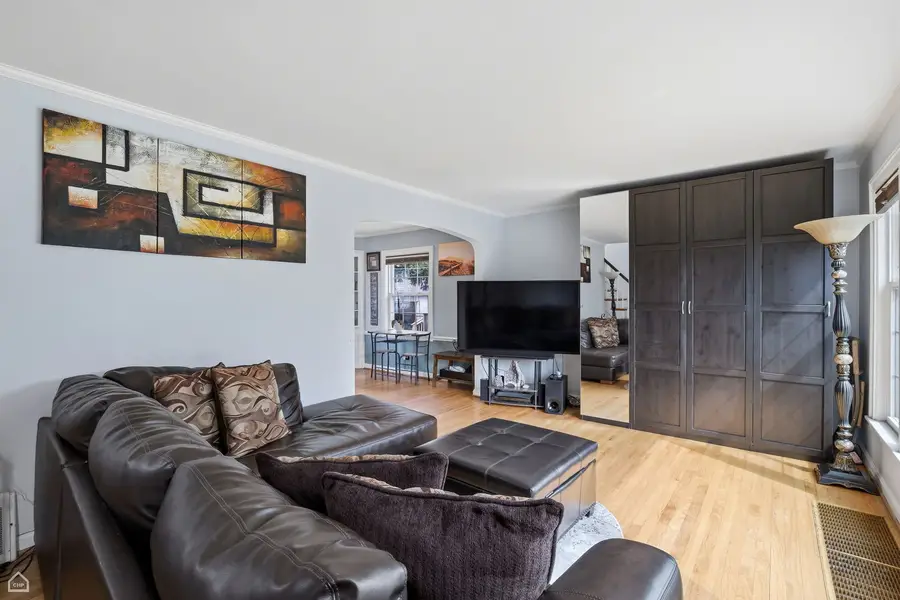 4834 N Mulligan Avenue, Chicago, IL 60630 - #3