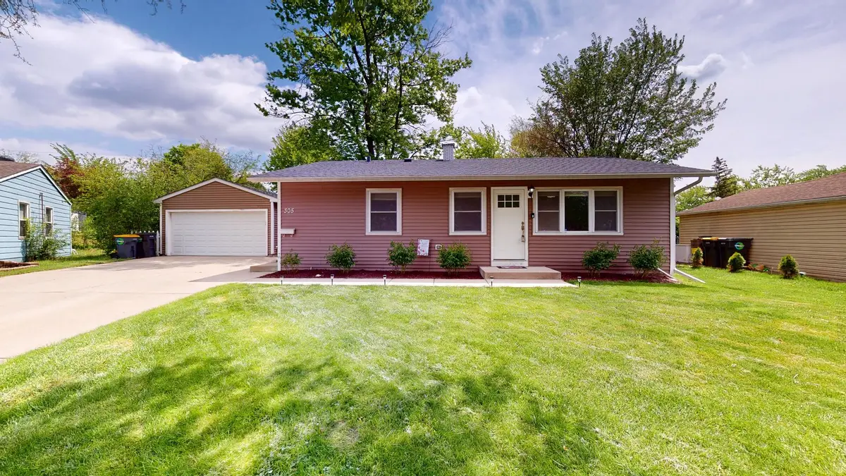 305 Cedar Court, Streamwood, IL 60107 - #1