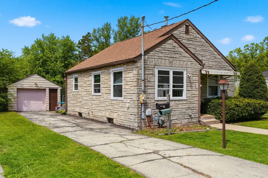 1309 8th Avenue, Sterling, IL 61081 - #3