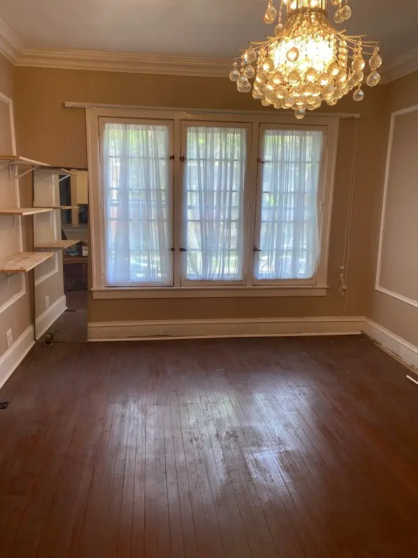 2215 E 70th Place #1E, Chicago, IL 60649