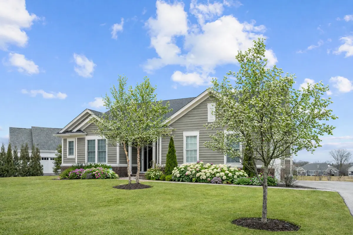 30 S Orchard Circle, Lake Forest, IL 60045 - #1