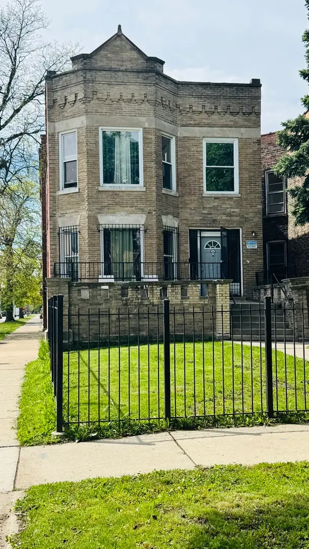 4701 W West End Avenue, Chicago, IL 60644 - #3