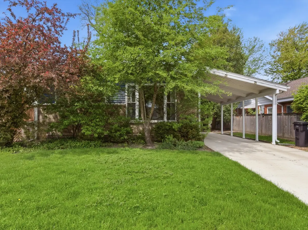 9138 Four Winds Way, Skokie, IL 60076 - #1