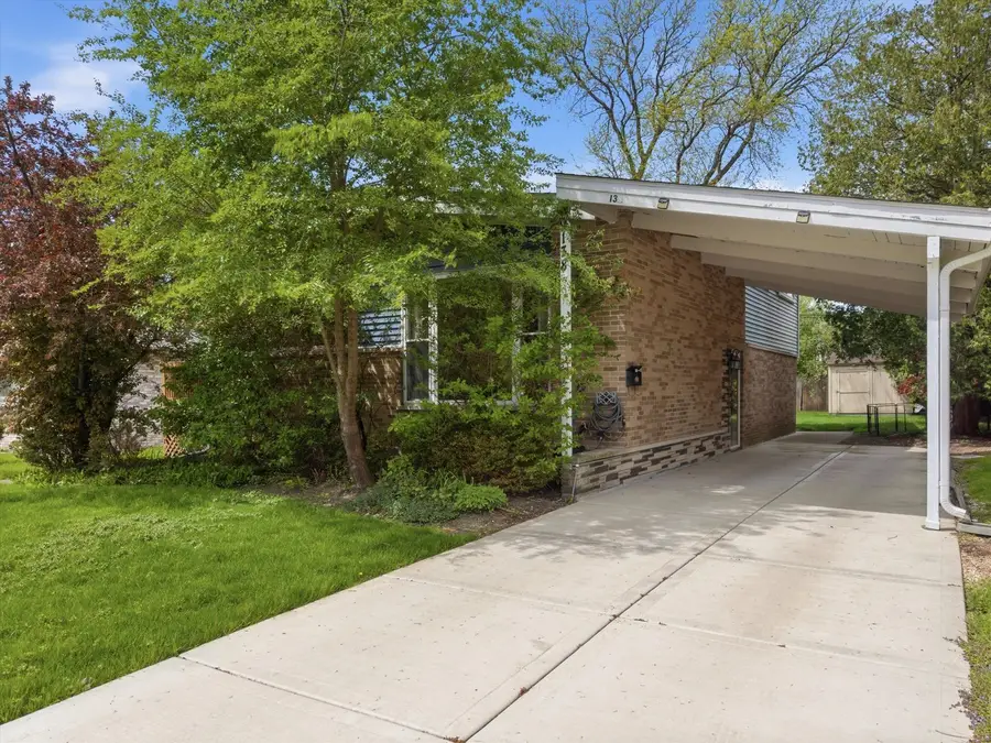 9138 Four Winds Way, Skokie, IL 60076 - #2