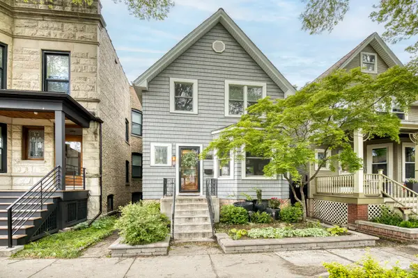 1502 W Edgewater Avenue, Chicago, IL 60660