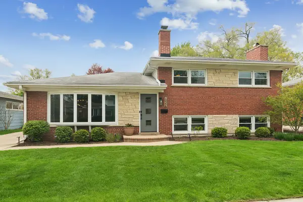 532 S Waterman Avenue, Arlington Heights, IL 60004