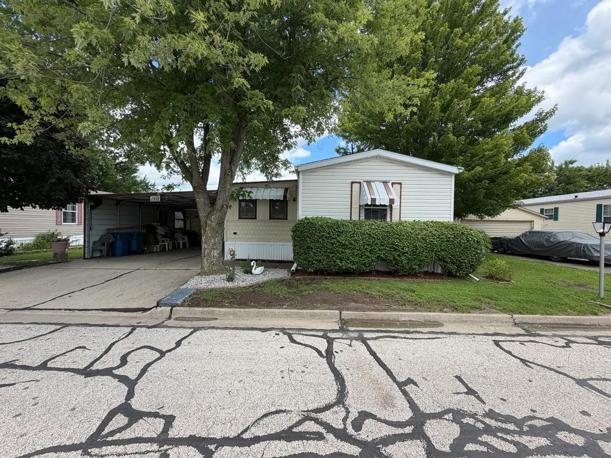 1352 13th Street #1352, Bloomington, IL 61704 - #1