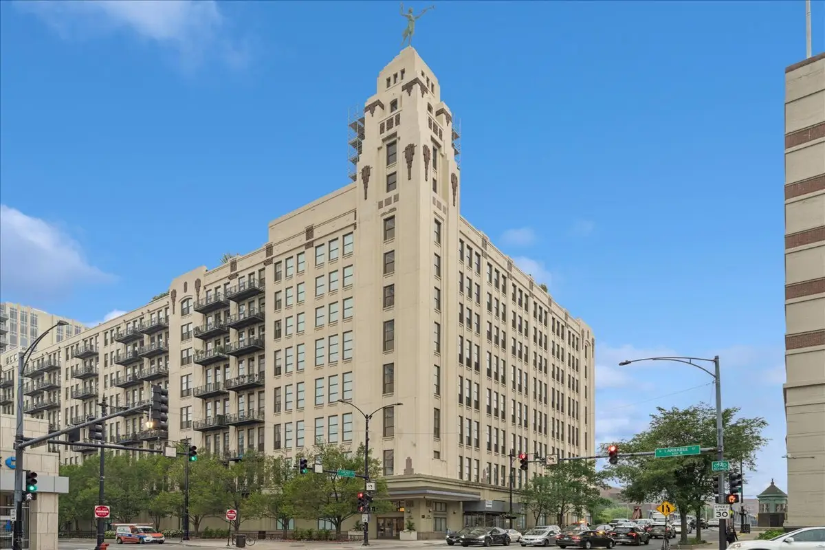 758 N Larrabee Street #519, Chicago, IL 60654 - #1