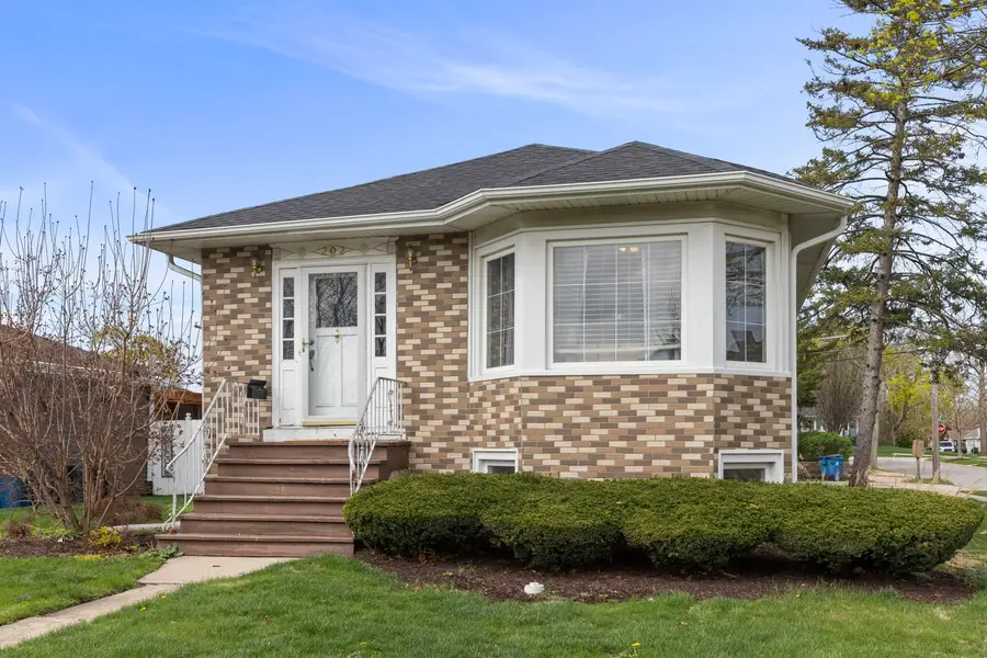 202 S Pick Avenue, Elmhurst, IL 60126 - #2