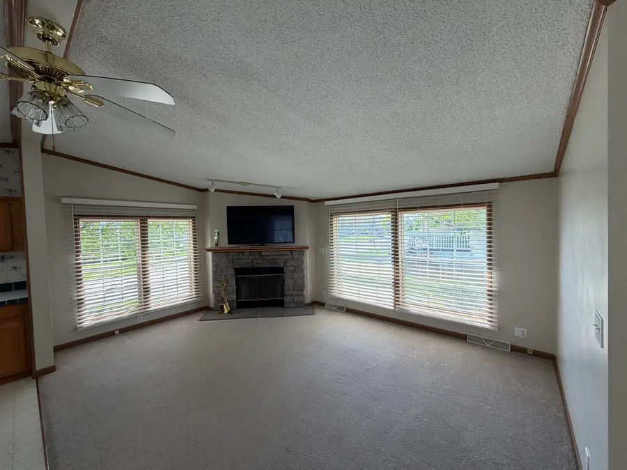 16 Oriole Lane, Beecher, IL 60401 - #3